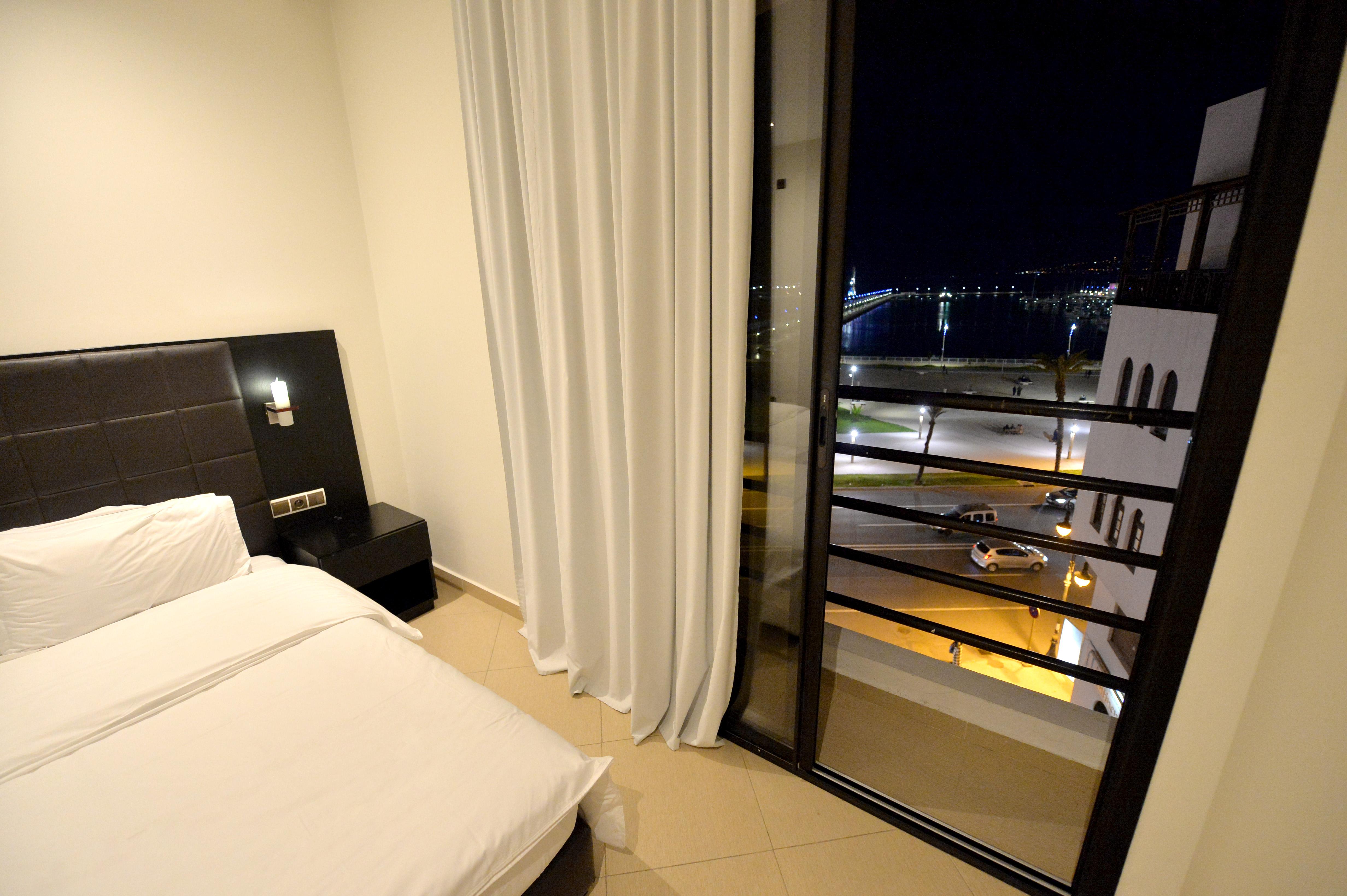 Hotel El Djenina Tanger Exteriör bild